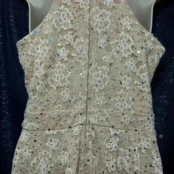 City Studio Womens Juniors Sleeveless Sequiened Lace Champagne Dress - Picture 7 of 14